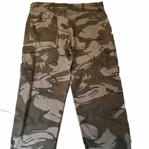 Wrangler Camo Denim Jeans 70LEWST Tag 38x30 Actual 38x28 Hiking Hunting Camp - Picture 1 of 15